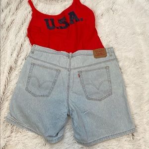 Vintage Levi’s Mom Shorts 20